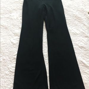 Victoria’s Secret foldover yoga pants black zebra